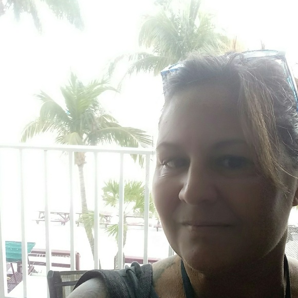 Jossie, Ambassador, top rated seller/shipper/share - Picture 6 of 6